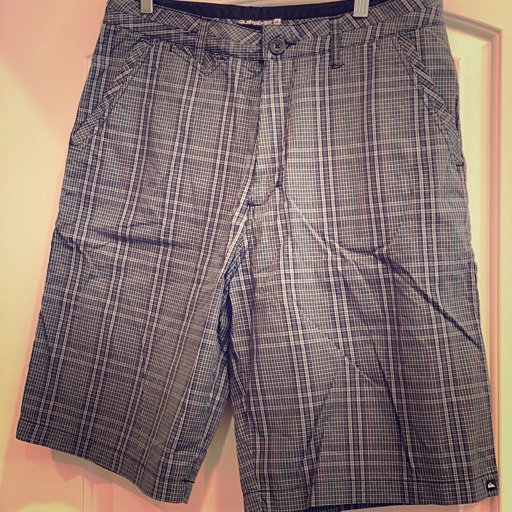 Men’s Quicksilver shorts 34